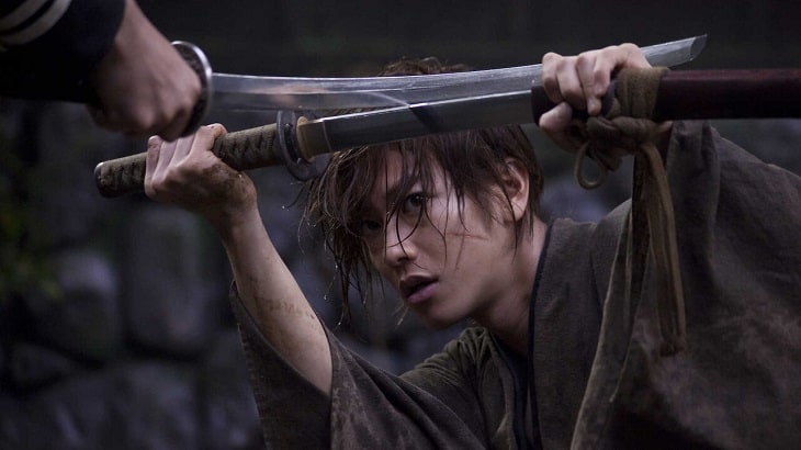 What are your thoughts after watching Rurouni Kenshin live action movie  series(5 movies)in Netflix? How does it fare when compared with the anime?  - BALUS BOX OFFICE - Quora